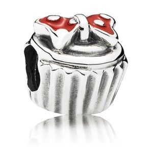 Pandora x Disney Mini Mouse Cupcake Charm